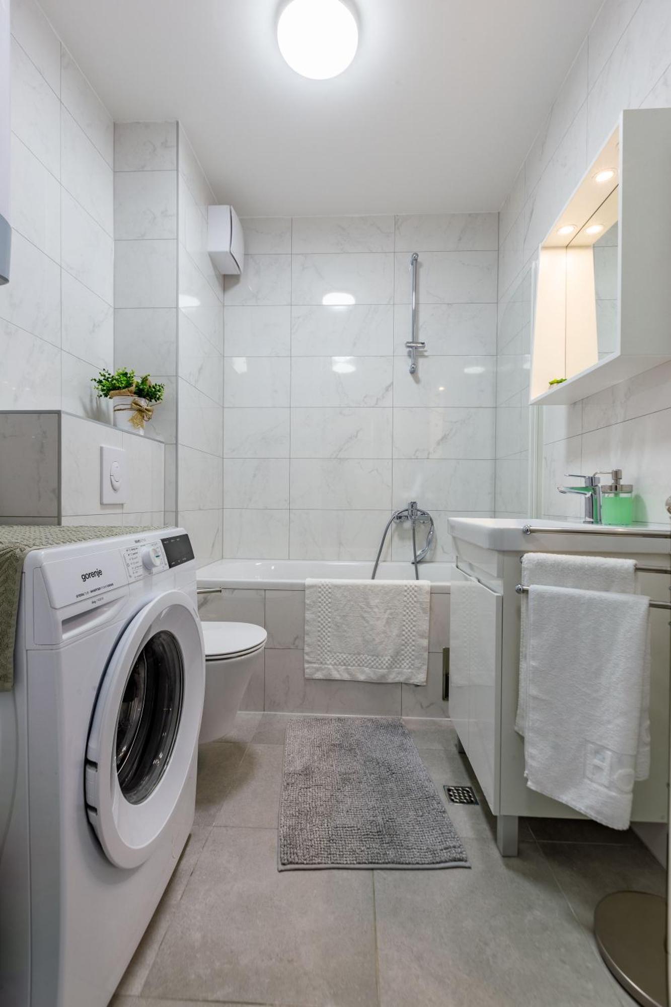 Campanula Apartment With Balcony Zadar Ngoại thất bức ảnh