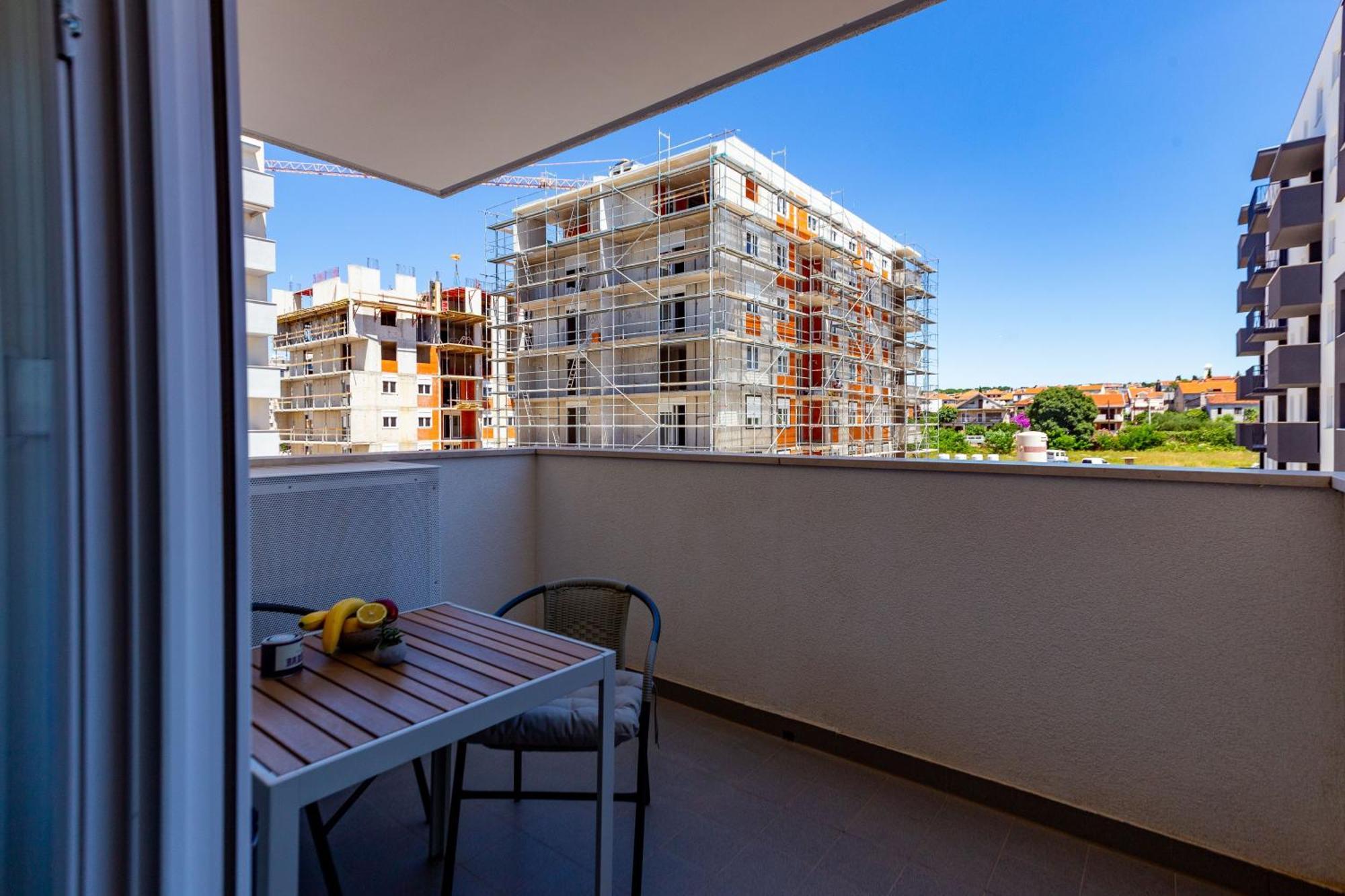 Campanula Apartment With Balcony Zadar Ngoại thất bức ảnh